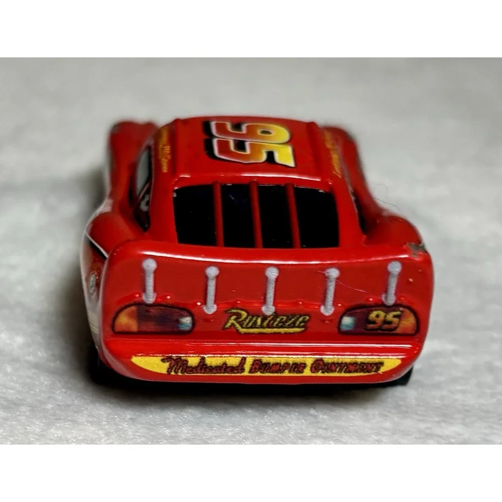 Disney Pixar Cars Lightning McQueen Rust-eze Diecast Piston Cup #95